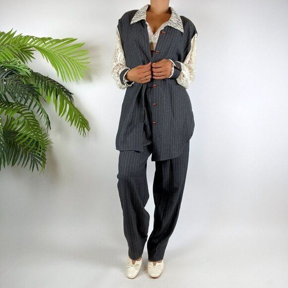 Vintage 90s Grunge Gray Pin Stripe Oversized Pantsuit Blazer & Trousers / Sz: M - Picture 5 of 9